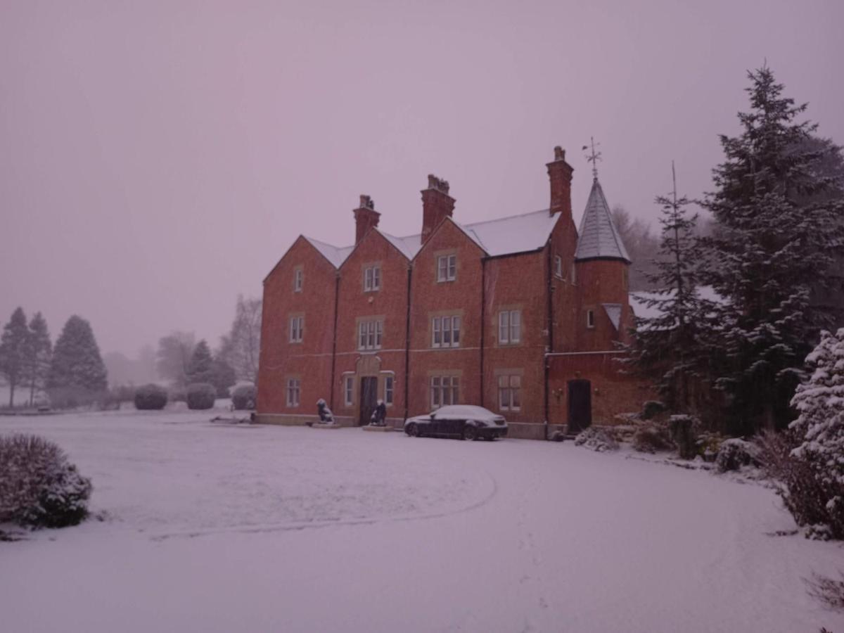 The Stables At Eriviat Hall Henllan  Exterior photo